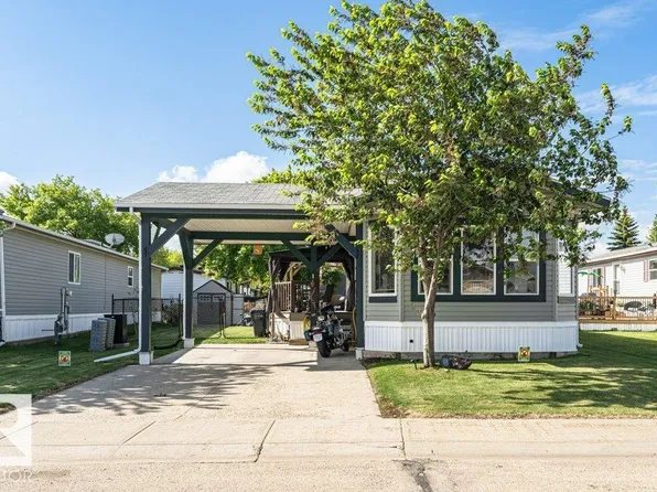233 Oak Wood Dr NW, Edmonton, AB T6P 0A4