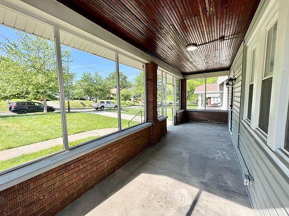 3rd image of 4944 Western Hills Ave
