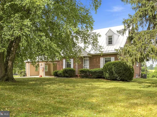 17751 Harmony Church Rd, Hamilton, VA 20158