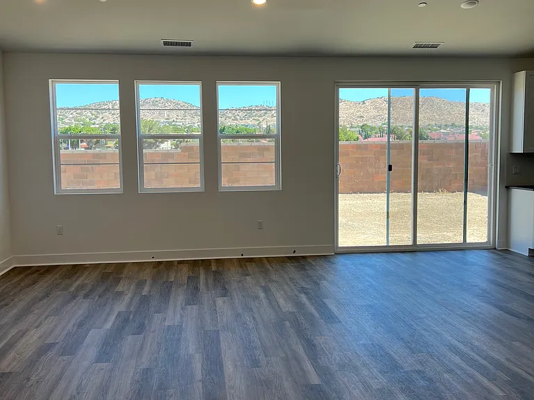 1840 Vincent Dr — Photo 34
