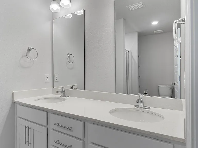 Javelin Townhomes — Photo 34