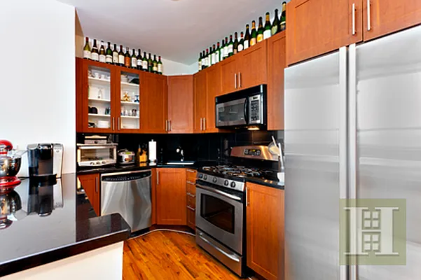 Sold by Halstead Real Estate | media 22