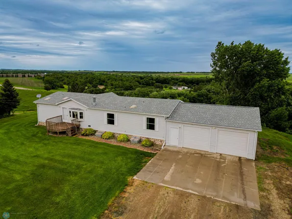 7063 Highway 32 S, Lisbon, ND 58054