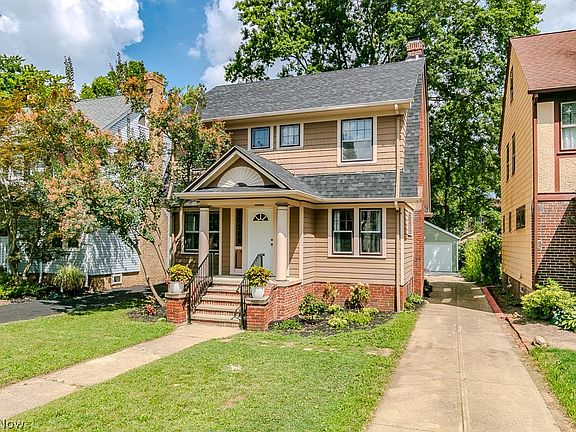 3rd image of 3821 Montevista Rd