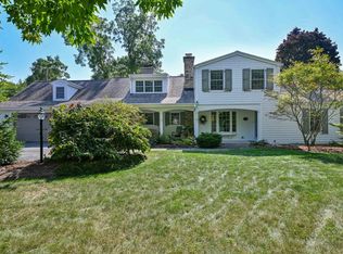 205 E Calumet Rd, Fox Pt, WI 53217