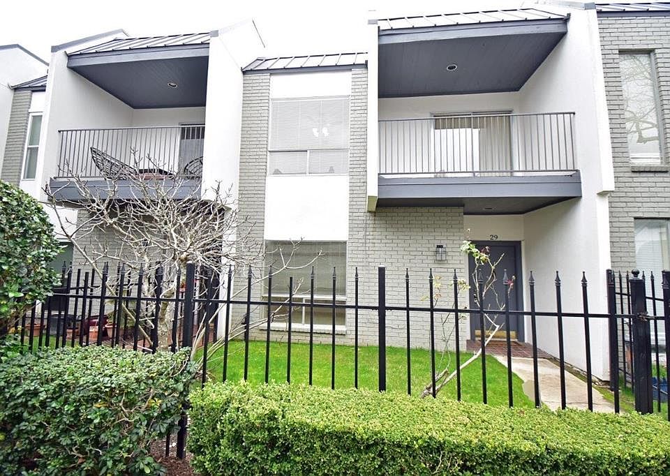 1st image of 1300 Augusta Dr APT 29