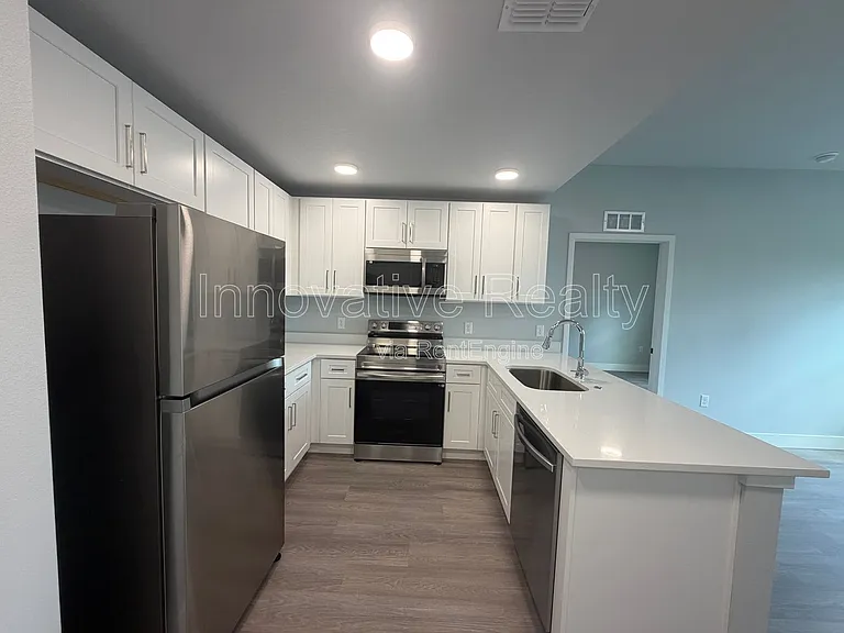 2240 Florida Dr #203 — Photo 2