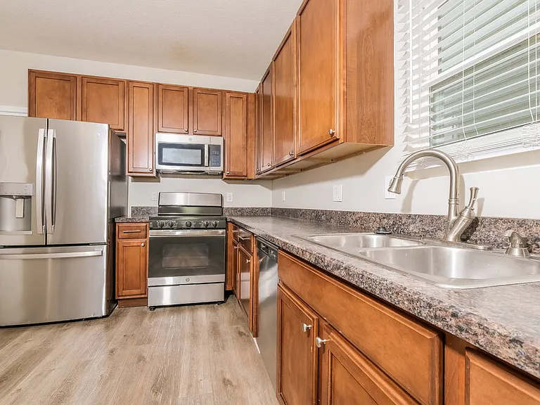 6137 Prairiefire Ave — Photo 8