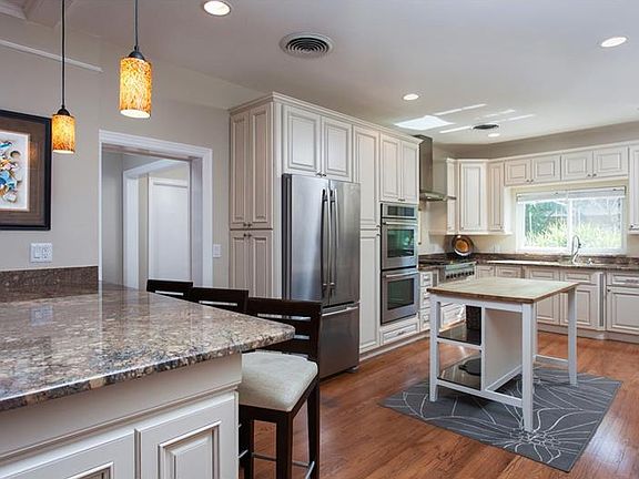 5th image of 1250 Brightwaters Blvd NE