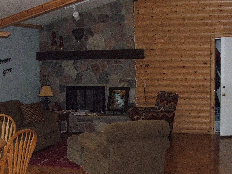 1st image of 1816 Maple Shade Dr