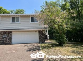 2000 Clarence St, Saint Paul, MN 55109