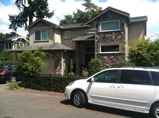 10700 Lakeside Ave NE, Seattle, WA 98125