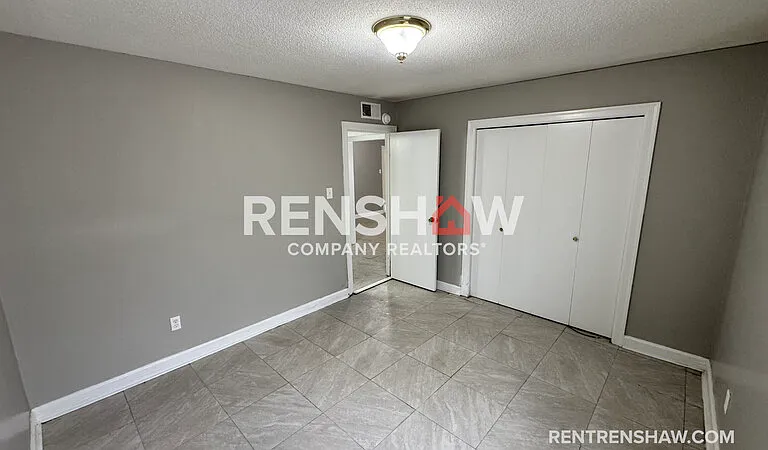 3216 S Mendenhall Rd #1A — Photo 9