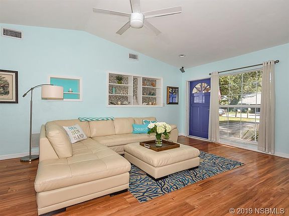 4th image of 802 E 26th Ave
