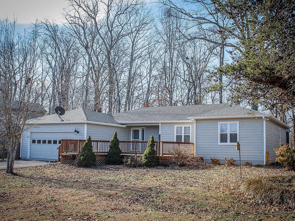 1st image of 815 Wildwood Trce