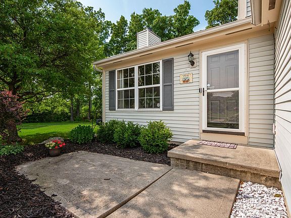 4th image of 625 Rainbow Dr