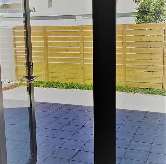 10468 SW 118th Ave — Photo 13