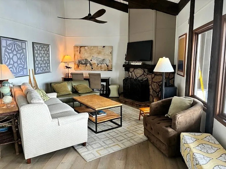 900 Meadow Creek Dr #303 — Photo 9