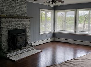 427 Meyersville Rd, Gillette, NJ 07933