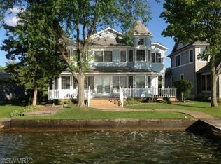 68910 Benham Beach Rd, Sturgis, MI 49091