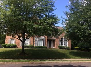 9 Stockton Dr, Voorhees, NJ 08043