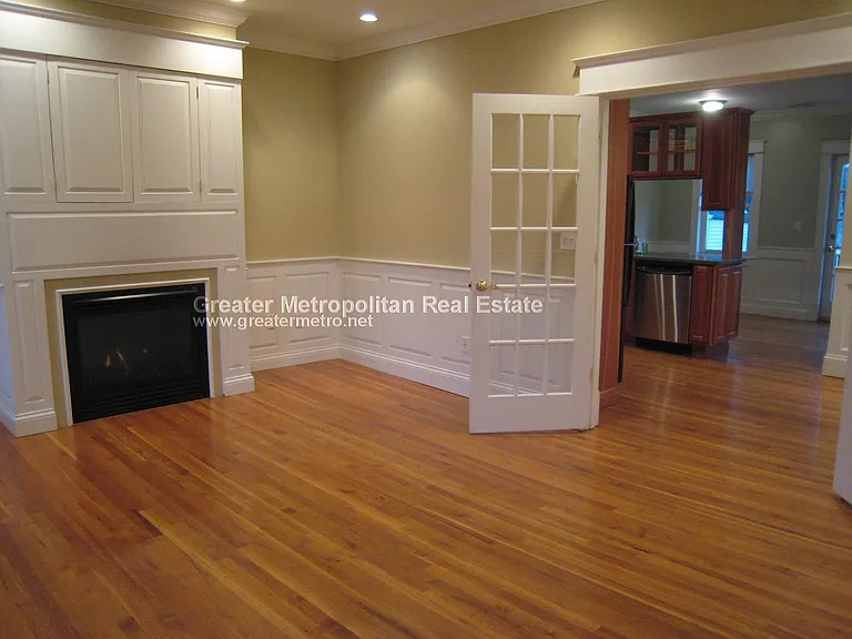 599 E 6th St #2 — Photo 10