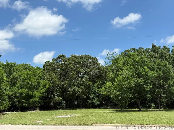 1120 Cradduck Rd, Ada, OK 74820