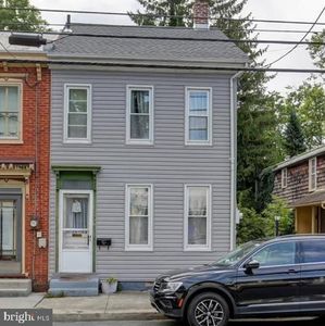 139 N East St, Carlisle, PA, 17013