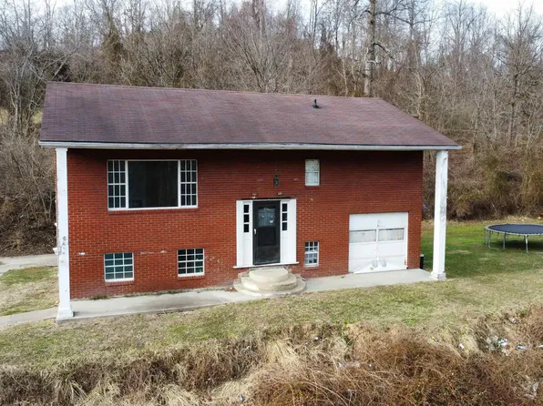 559 Muddy Br, Flatwoods, KY 41139