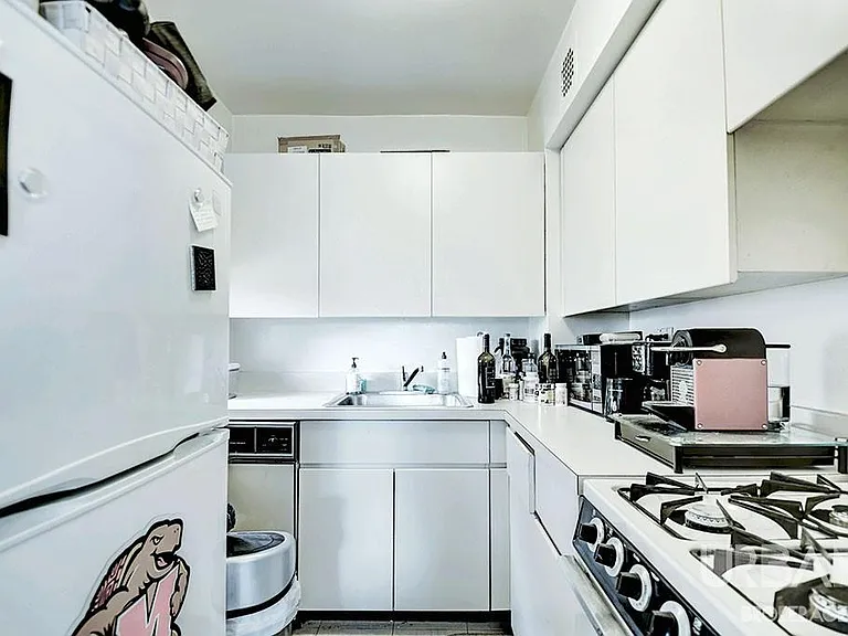 123 Bank St #690 — Photo 7