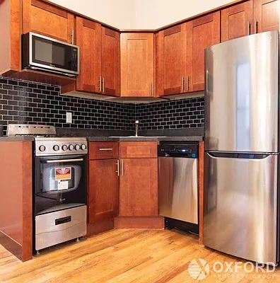 Rented by Oxford Property Group | media 10