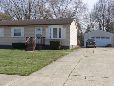 6162 Cotter Ave, Sterling Heights, MI, 48314