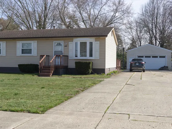 6162 Cotter Ave, Sterling Heights, MI 48314