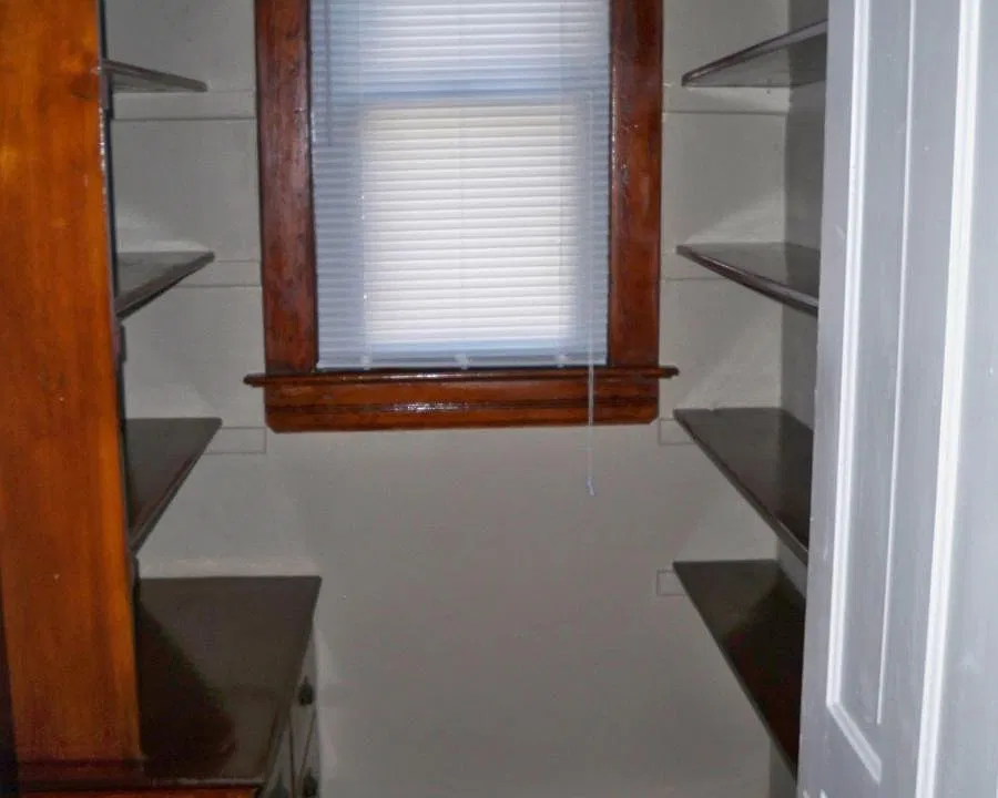 kitchen walk-in pantry