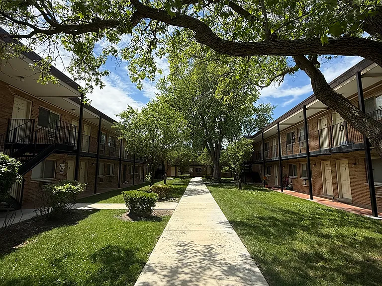 8500 Waukegan Rd #13A — Photo 8