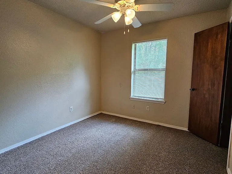 3413 Pathway Cir — Photo 7