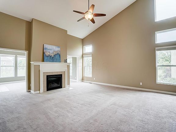 4th image of 6227 Fox Hollow Dr