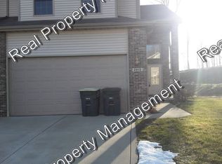 2912 Blue Grouse St, Valparaiso, IN 46383