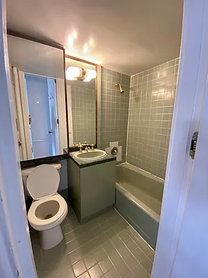 Rented by Dynamik Realty | media 11