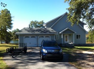 194 Lakeside Dr, Eastman, GA 31023