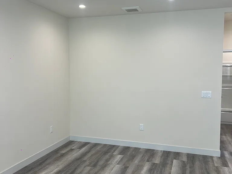 11616 Hamlin St #11620 — Photo 35