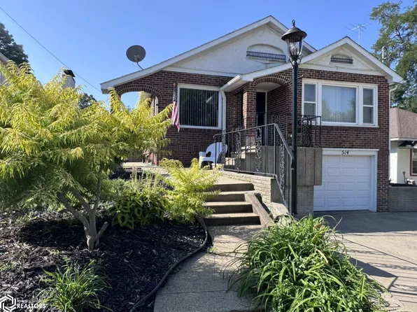 514 W Maple St, Centerville, IA 52544