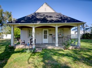 2708 E Harrison Ave, Decatur, IL 62526