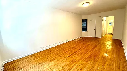 Rented by HOLTON REAL ESTATE INC.