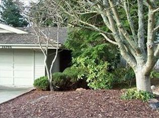 24705 11th Ave S, Des Moines, WA 98198