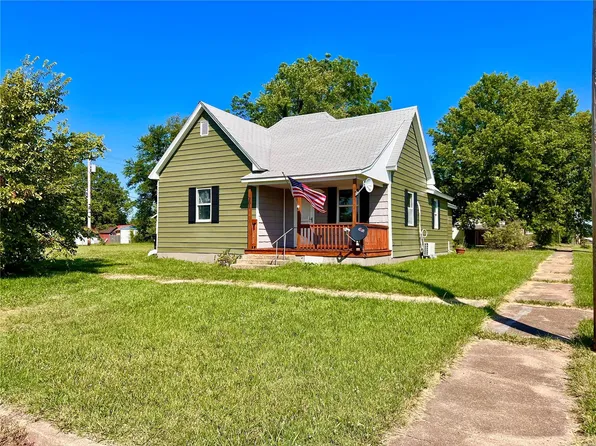 301 S Chestnut St, Richland, MO 65556
