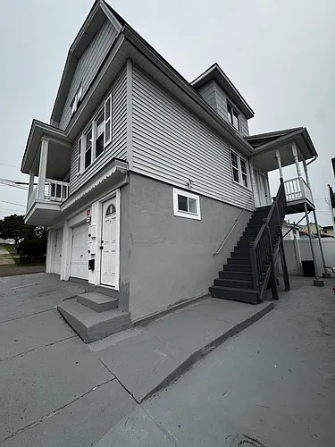 10 Division St #3 Photo 1