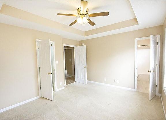 5th image of 1827 Cottingham Ct