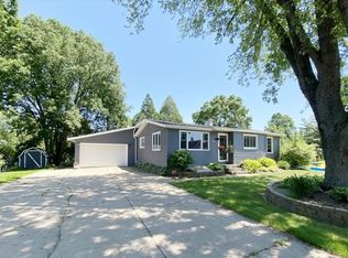 1607 S Apple Ave, Marshfield, WI 54449
