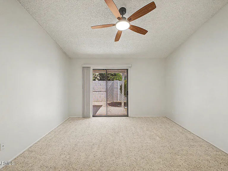 3510 E Hampton Ave #17 — Photo 31
